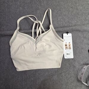 NWT! Alo Yoga Sneak Long Bra, Size XS, Bone